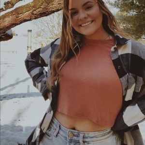 Meet your Posher, Alyssa